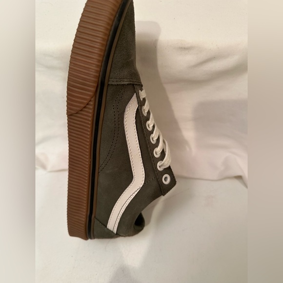 VANS women green suede with white trim leather on the sides. Worn once. - Picture 2 of 3